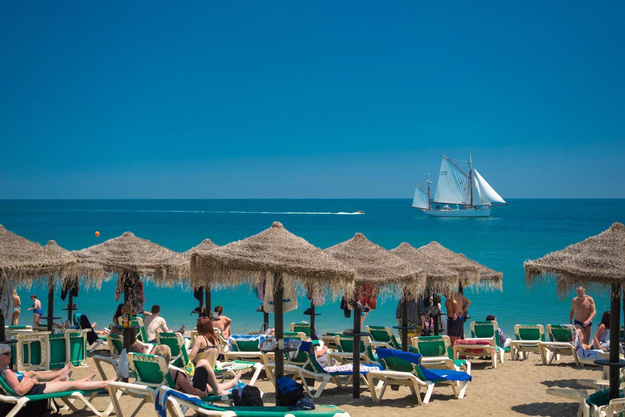 Urb Pueblo Del Parque, Luxury 2 Bedroom Apartment. Fantastic Central Location. Benalmadena Luaran gambar